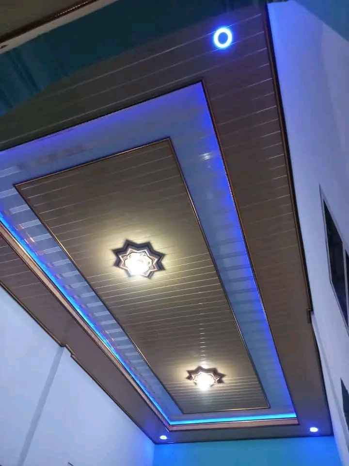 Plafon Cafe Minimalis